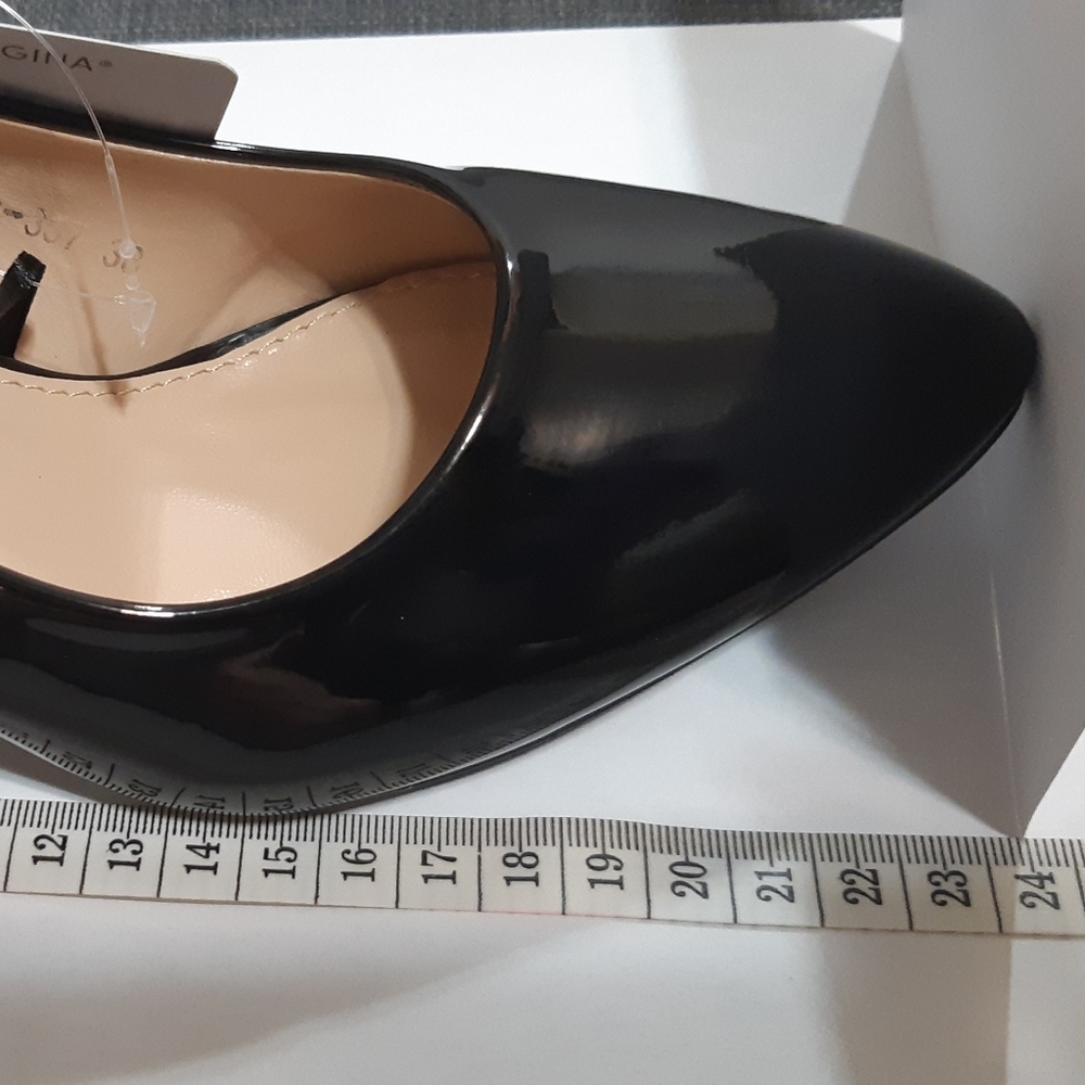 Patent leather pumps 2.5" - Picture 9 of 11